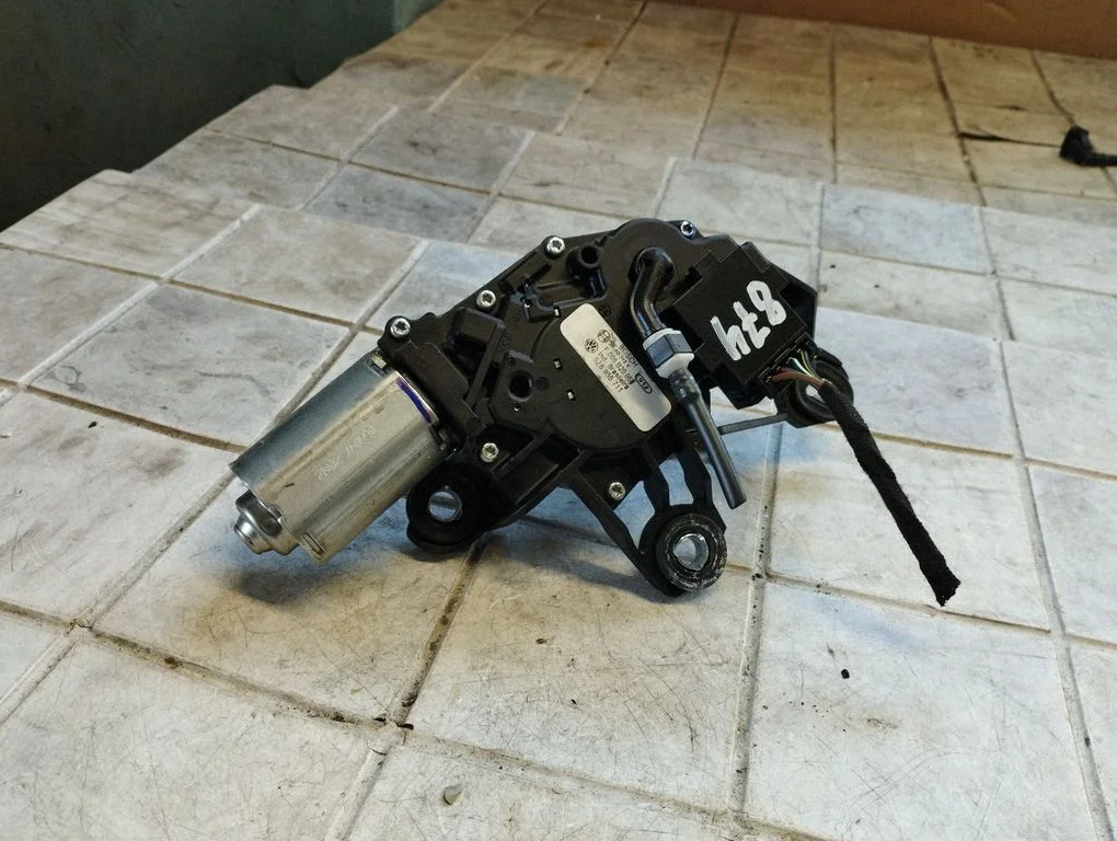 Rear window wiper motor 5Z6955711