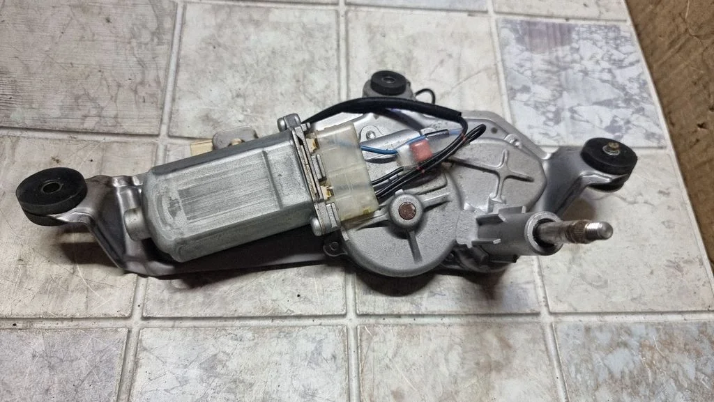 Rear window wiper motor G21B67450A