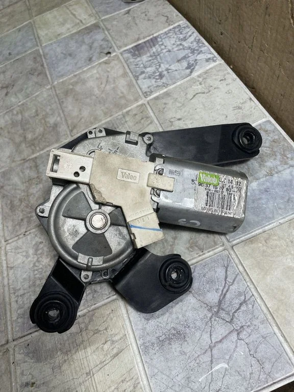 Rear window wiper motor – Citroen C3 (2005-2010)