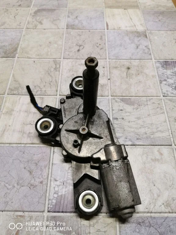 Rear window wiper motor – Ford Galaxy (2006-2015)