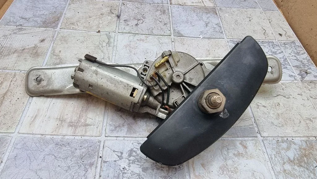 Rear window wiper motor – Ford Galaxy (2000-2006)