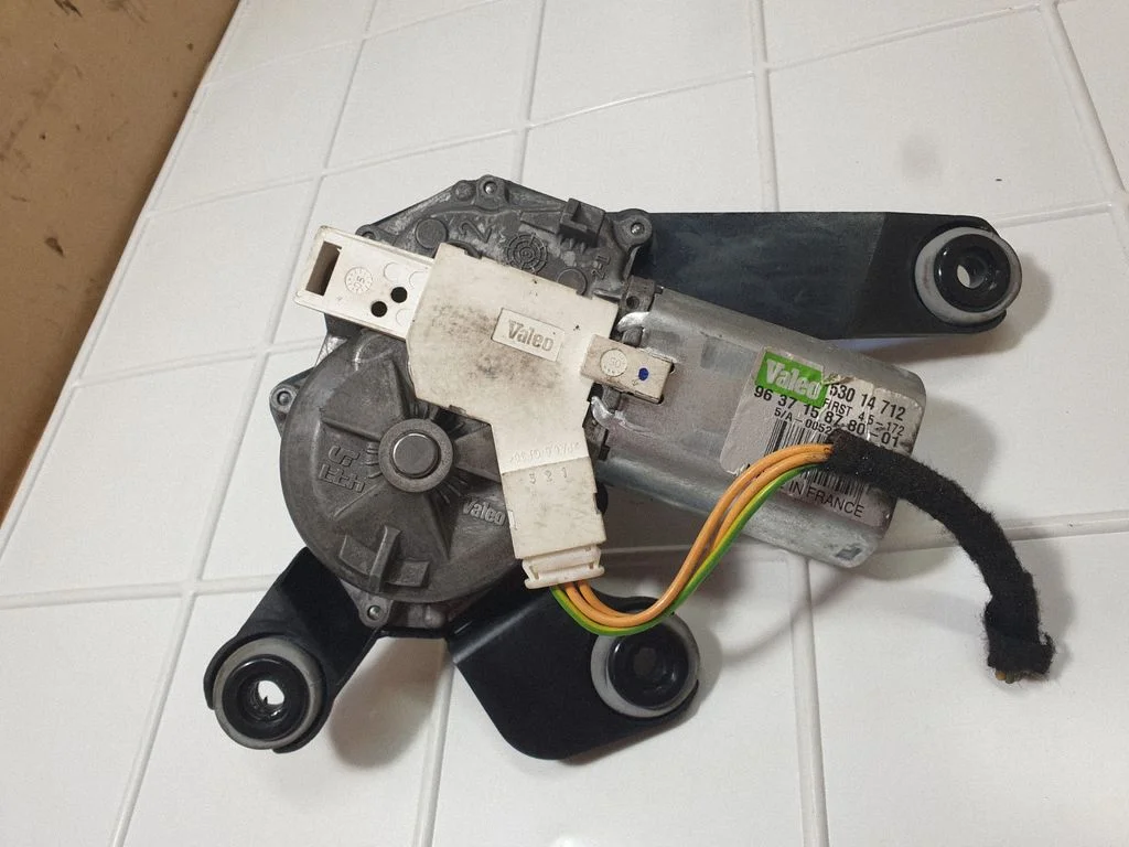 Rear window wiper motor 963715878001