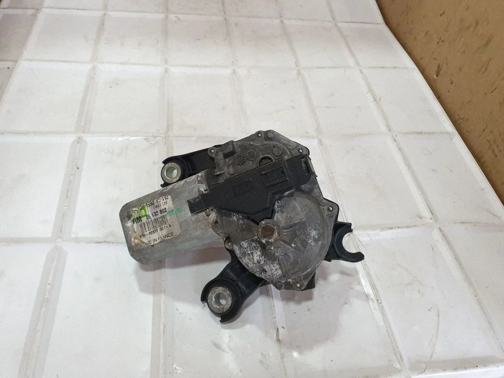 Tagaklaasi kojamehe mootor – Opel Meriva A (2003-2010)
