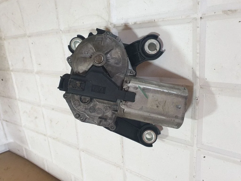 Rear window wiper motor