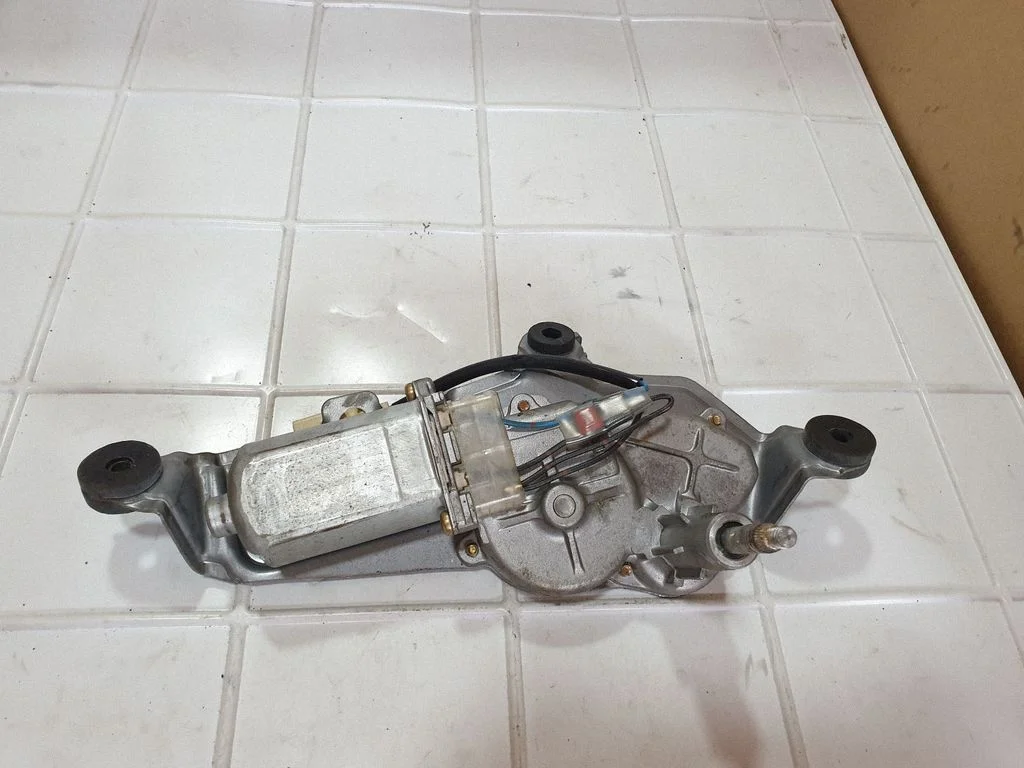Rear window wiper motor G21B67450A