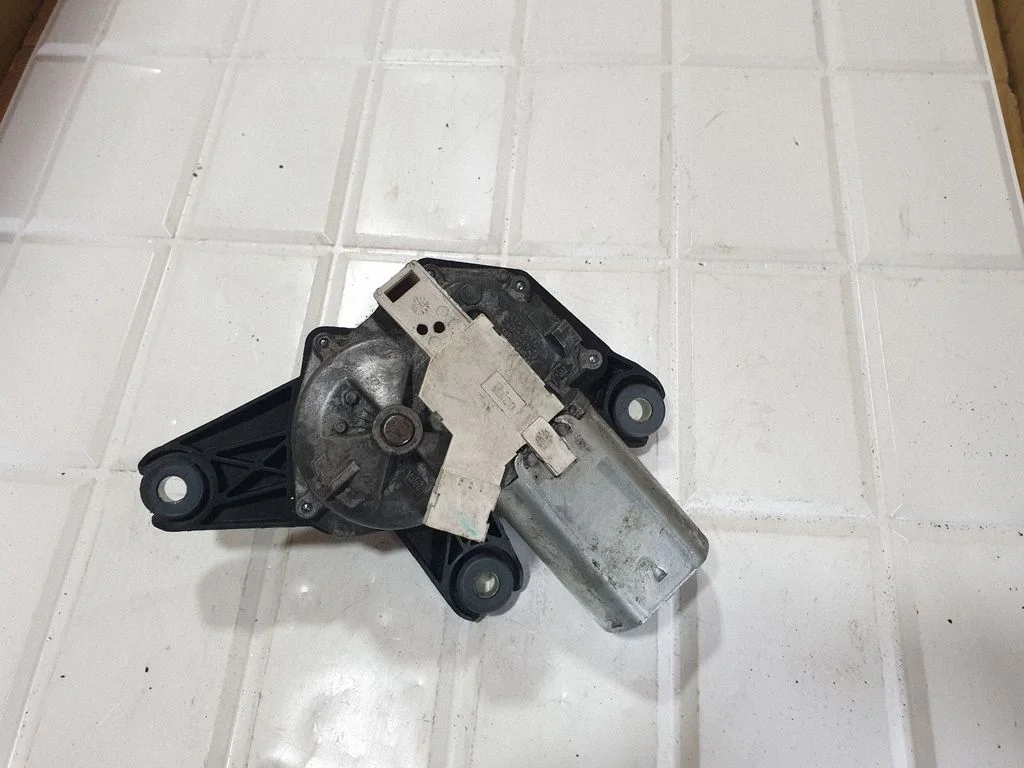 Rear window wiper motor – Renault Scenic I (1996-2003)