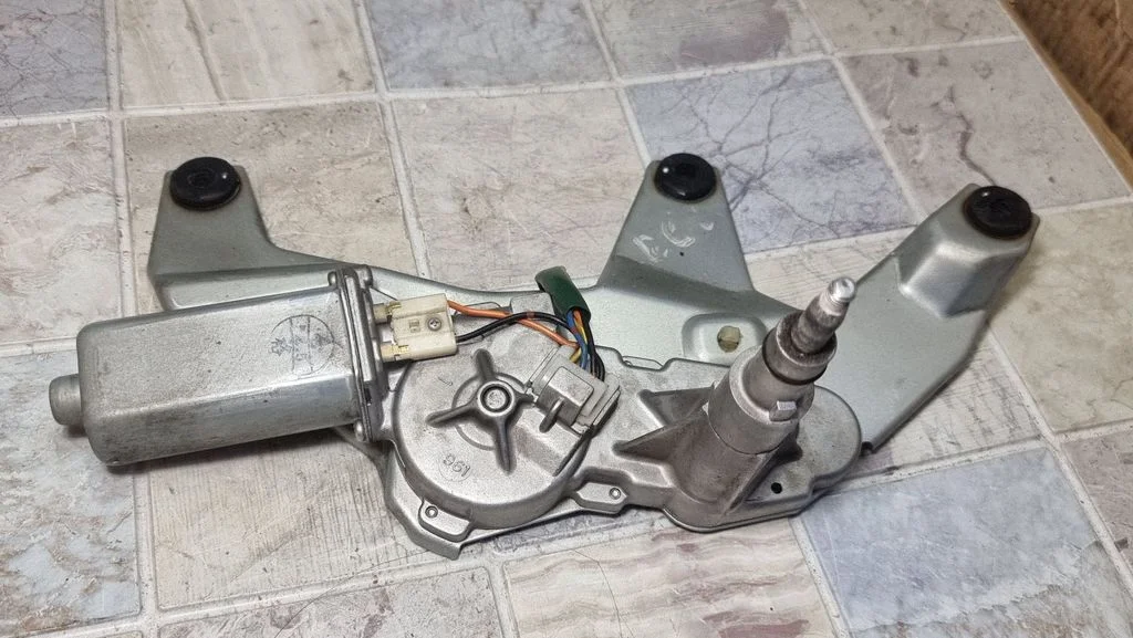 Rear window wiper motor 34961581