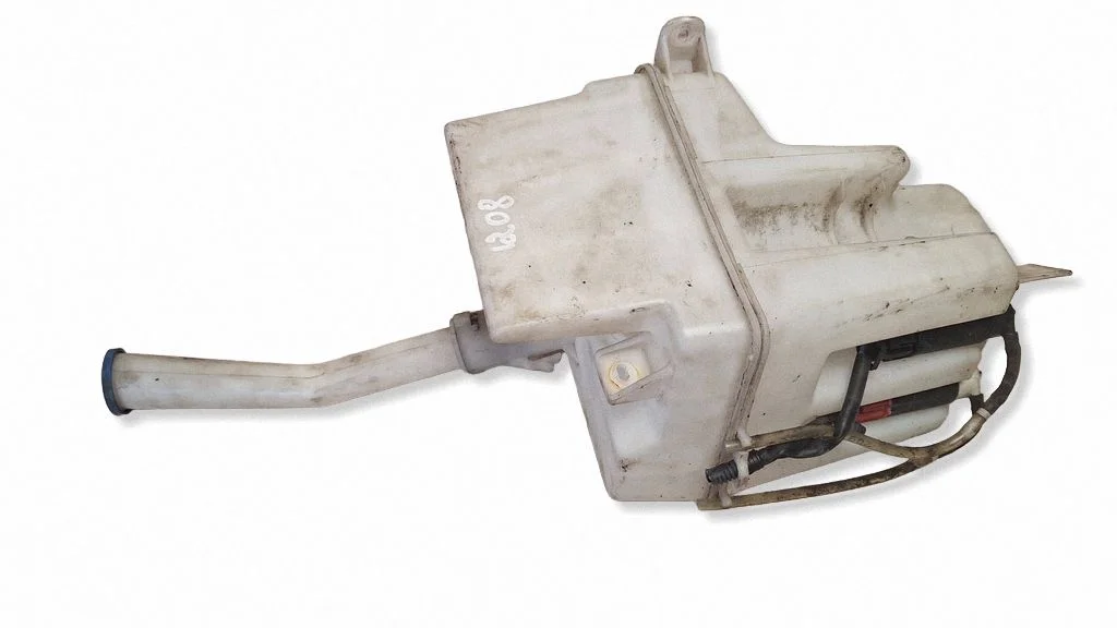 Windshield washer fluid reservoir/tank – Toyota Corolla Verso AR10 (2004-2009)