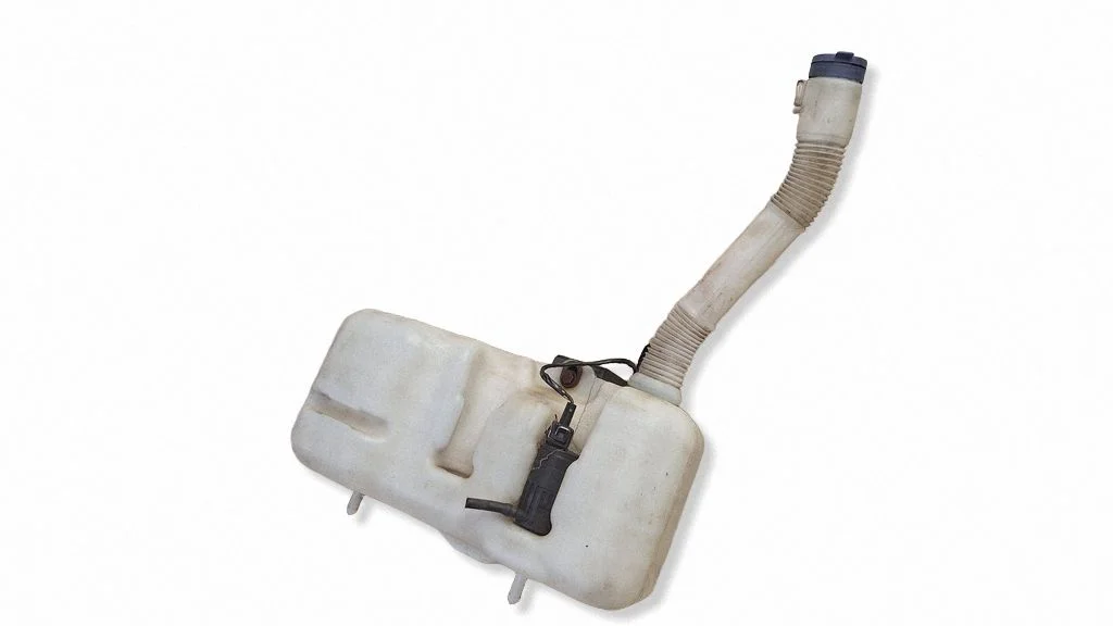 Windshield washer fluid reservoir/tank