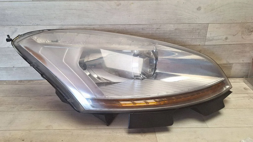 Headlight/headlamp – Citroen C4 I (2004-2010)