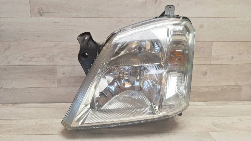 Reflektor – Opel Meriva A (2003-2010)