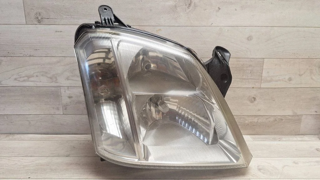 Headlight/headlamp – Opel Meriva A (2003-2010)