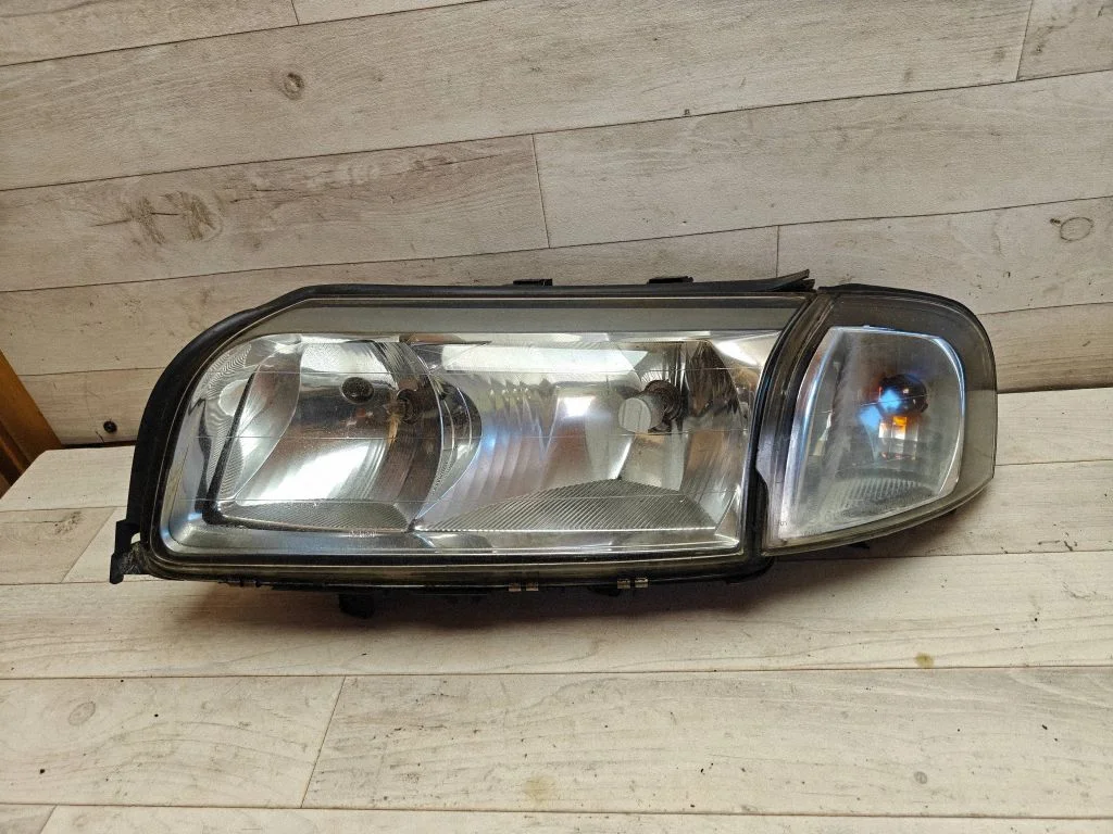 Reflektor 8693537