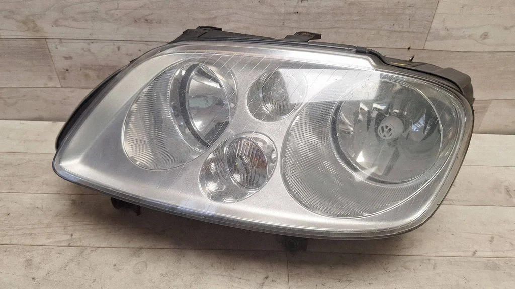 Headlight/headlamp 0301205203