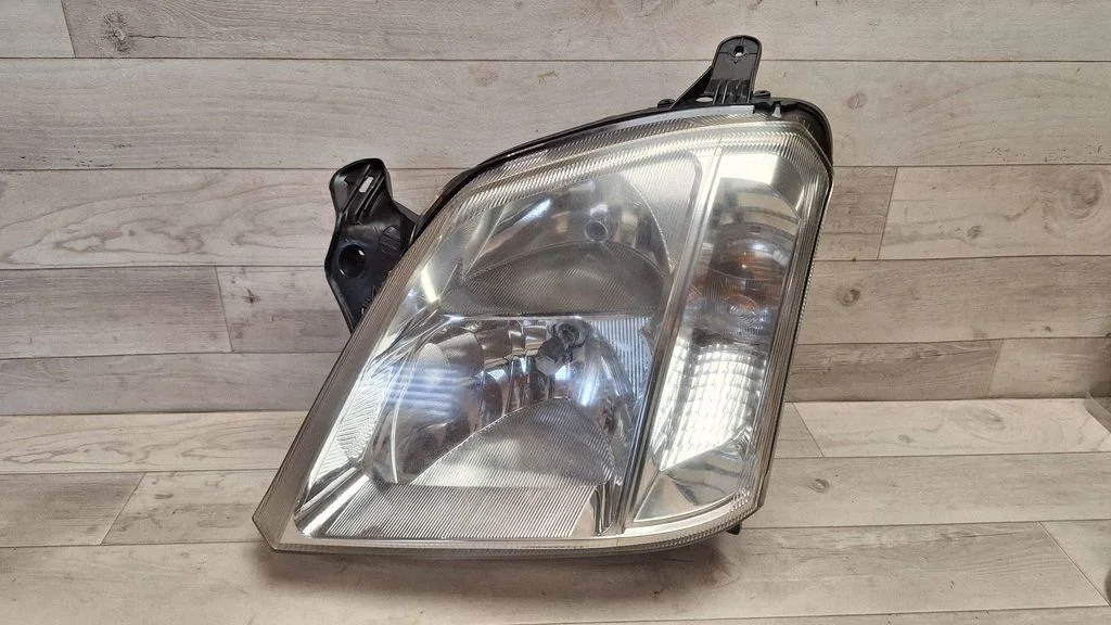 Headlight/headlamp – Opel Meriva A (2003-2010)