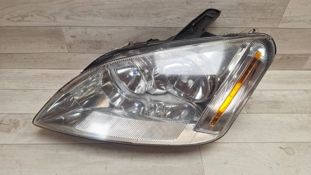 Esituli 084311158L