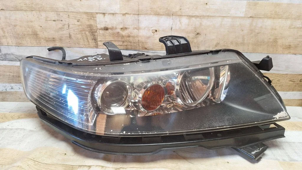 Headlight/headlamp – front right