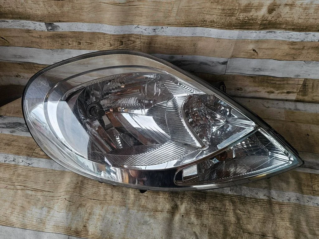 Headlight/headlamp 8200701356