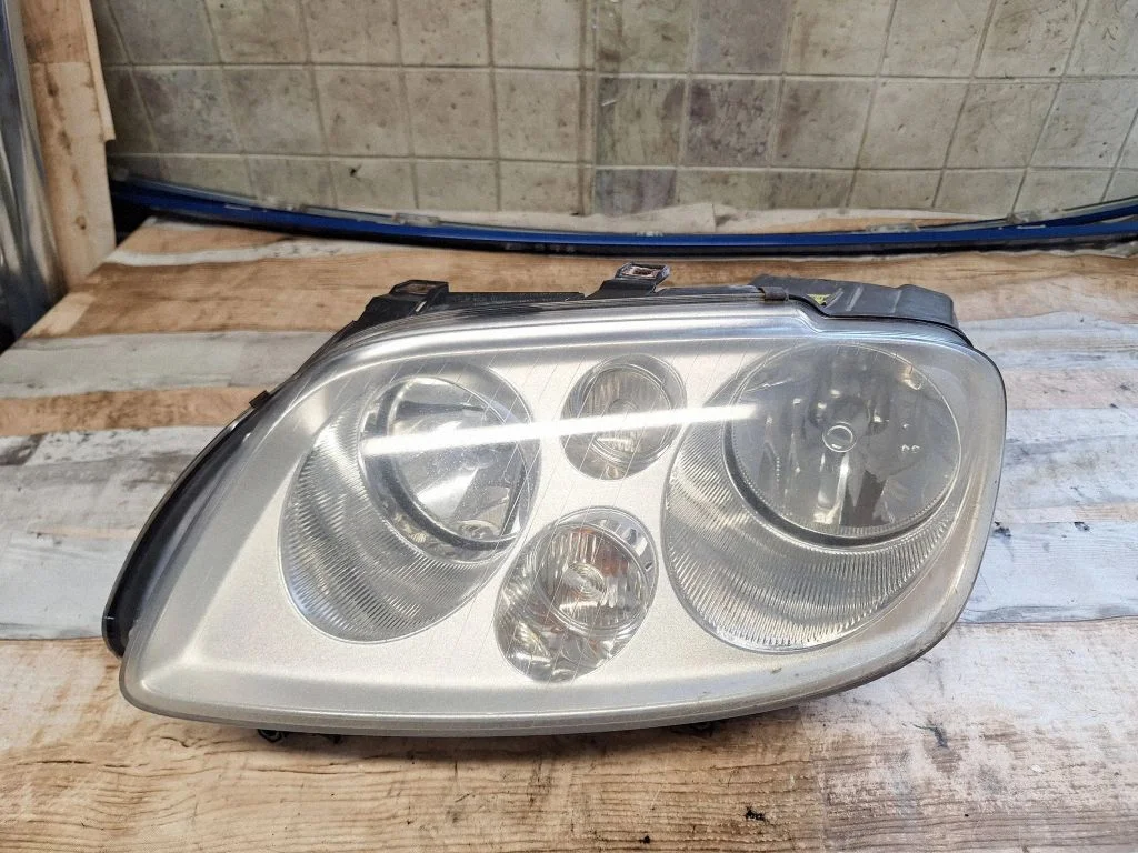 Headlight/headlamp 1305235779