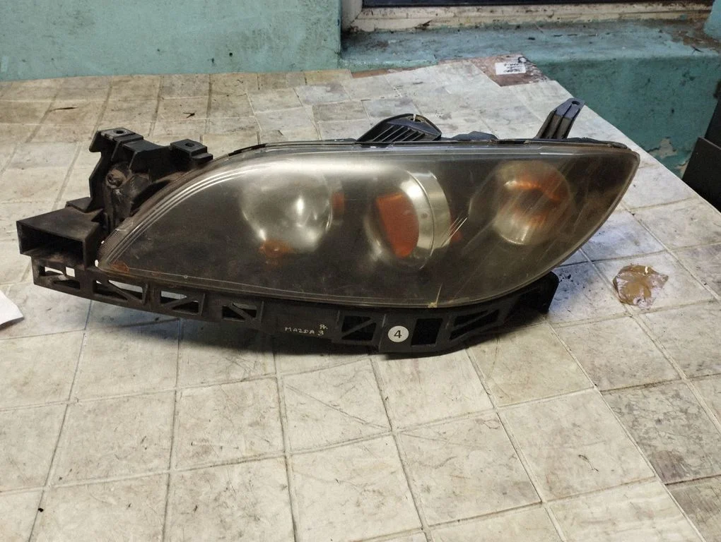 Headlight/headlamp BN8V50161