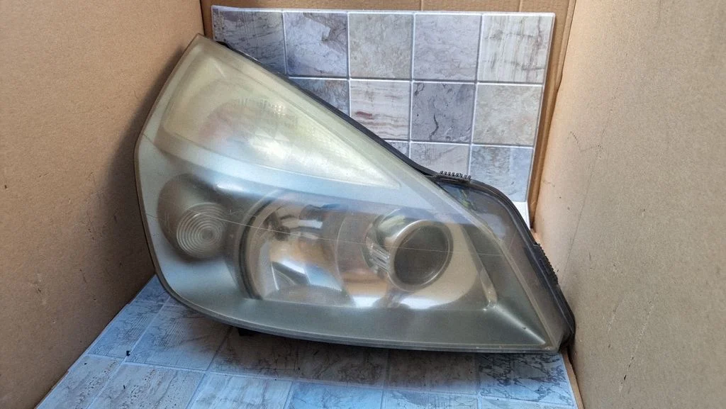 Reflektor 15565400