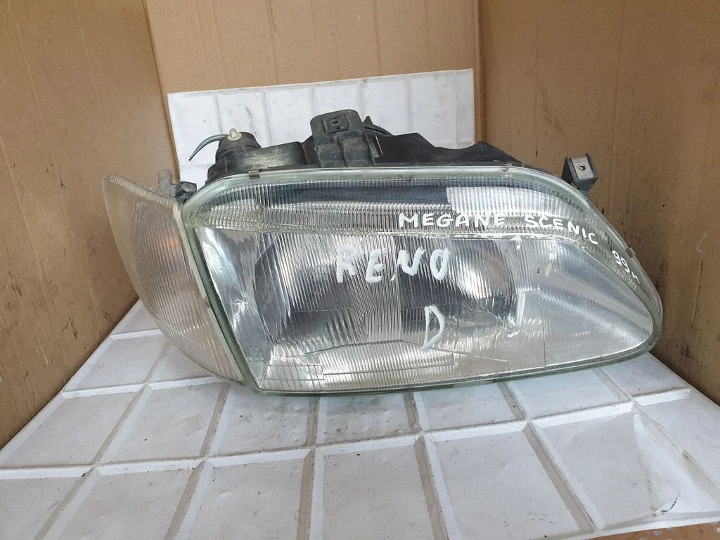 Headlight/headlamp 37701672735