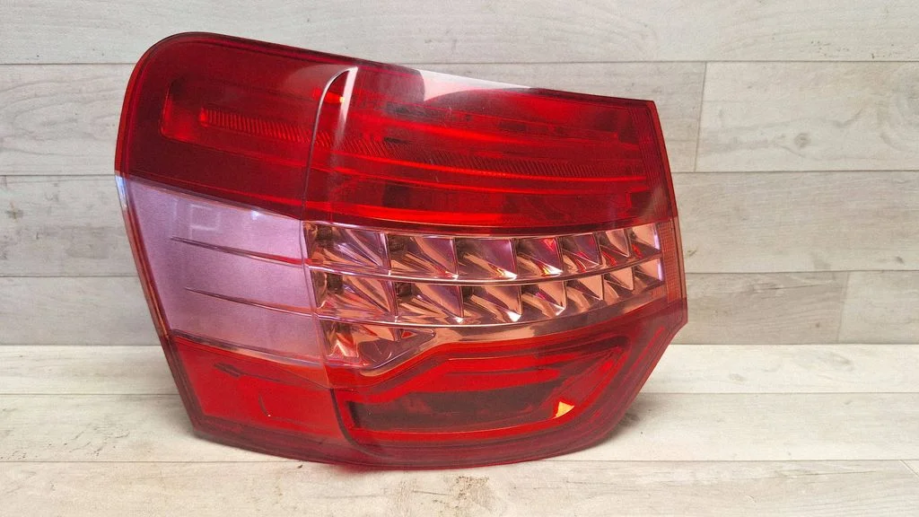 Rear/tail lights 9681063880