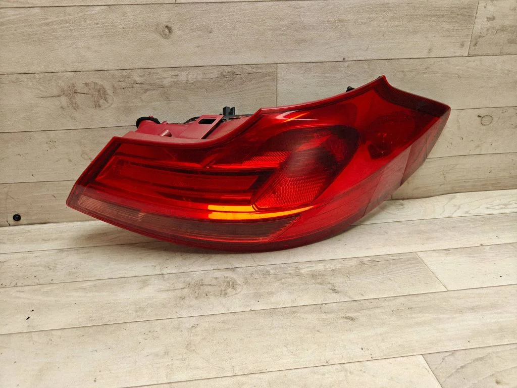 Rear/tail lights 13226857