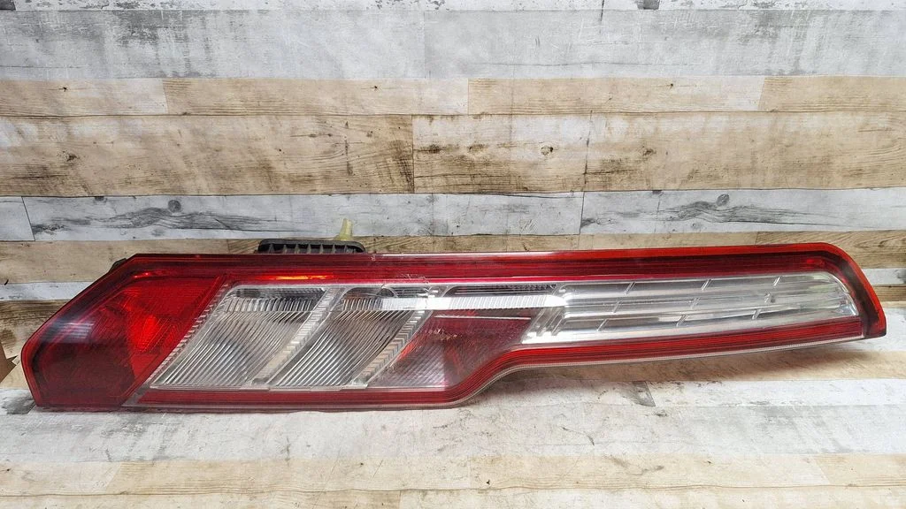 Rear/tail lights – Ford Transit Custom (2013-2023)
