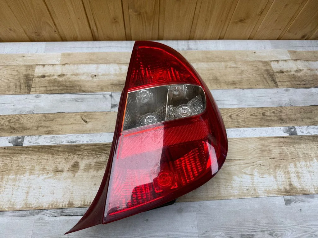 Rear/tail lights 01281410