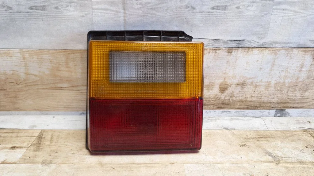Rear/tail lights 8746R23