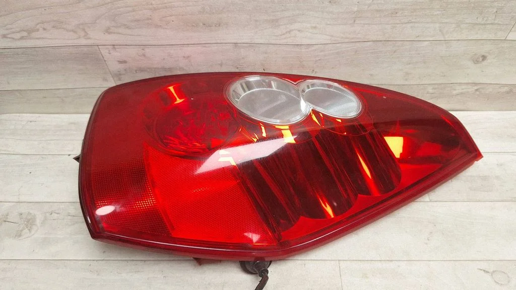 Rear/tail lights C23551150