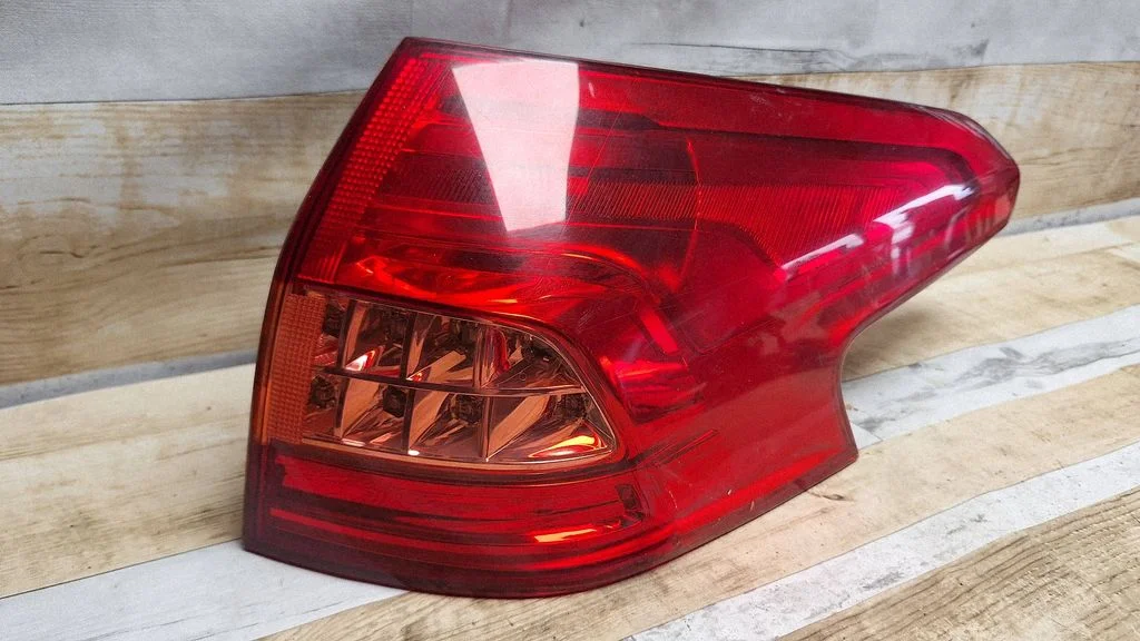 Rear/tail lights 28734G
