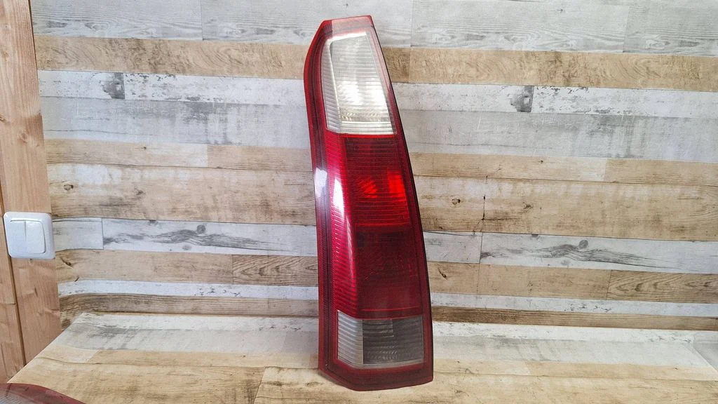 Rear/tail lights 93294345
