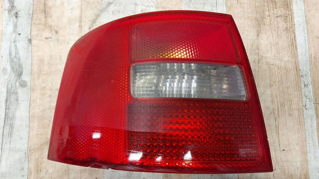 Rear/tail lights BL3158B