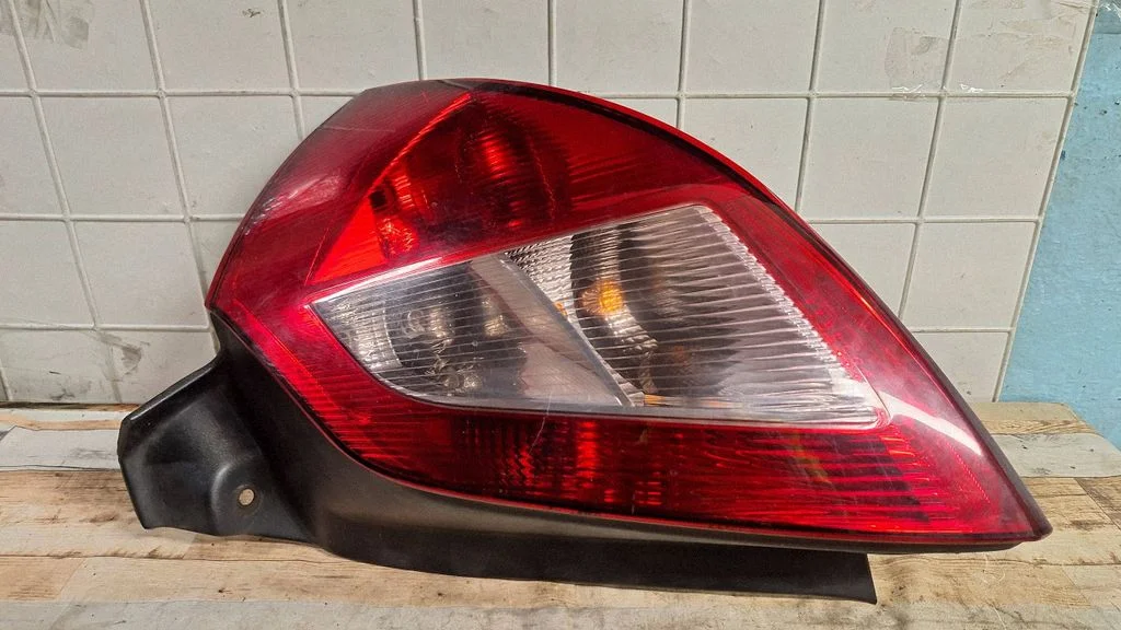 Rear/tail lights – Renault Megane II (2006-2008)