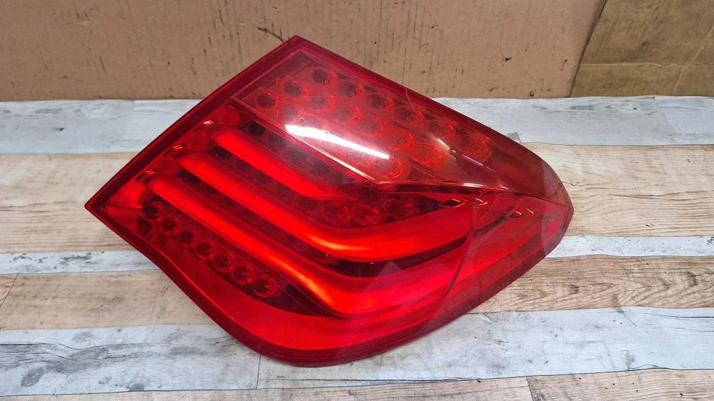 Rear/tail lights 7182198