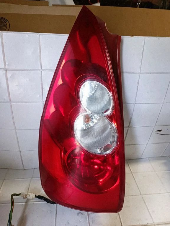 Rear/tail lights C23551160