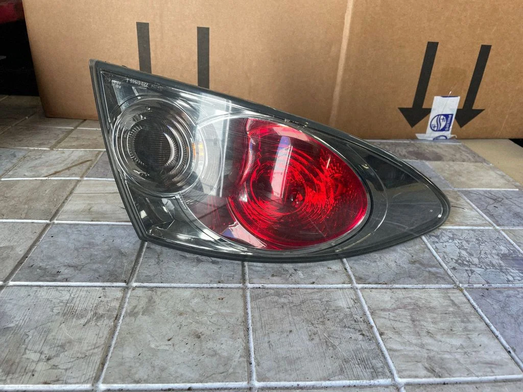 Rear/tail lights 22061971