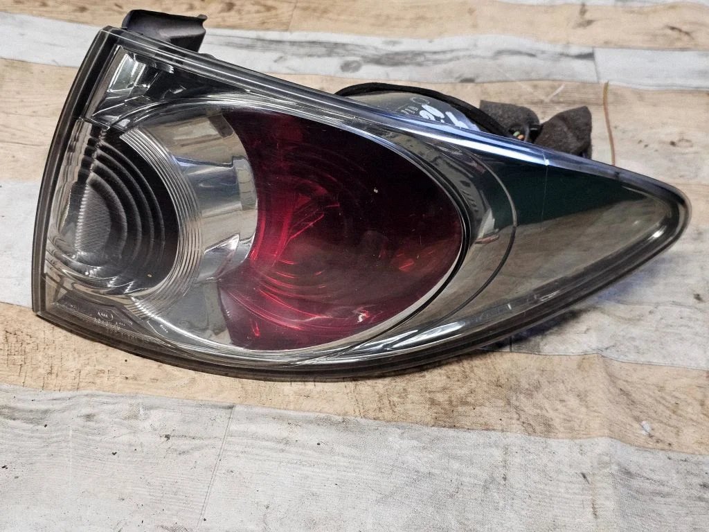 Rear/tail lights 22061974
