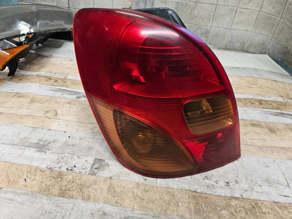 Rear/tail lights 1827