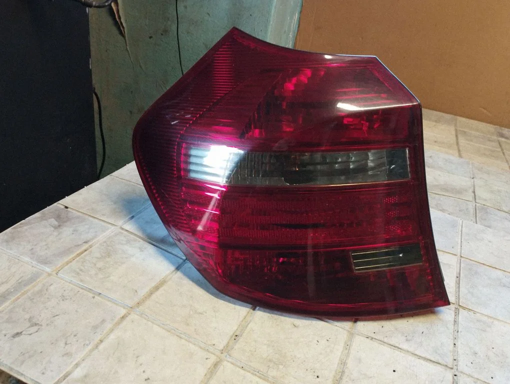 Rear/tail lights 716495506