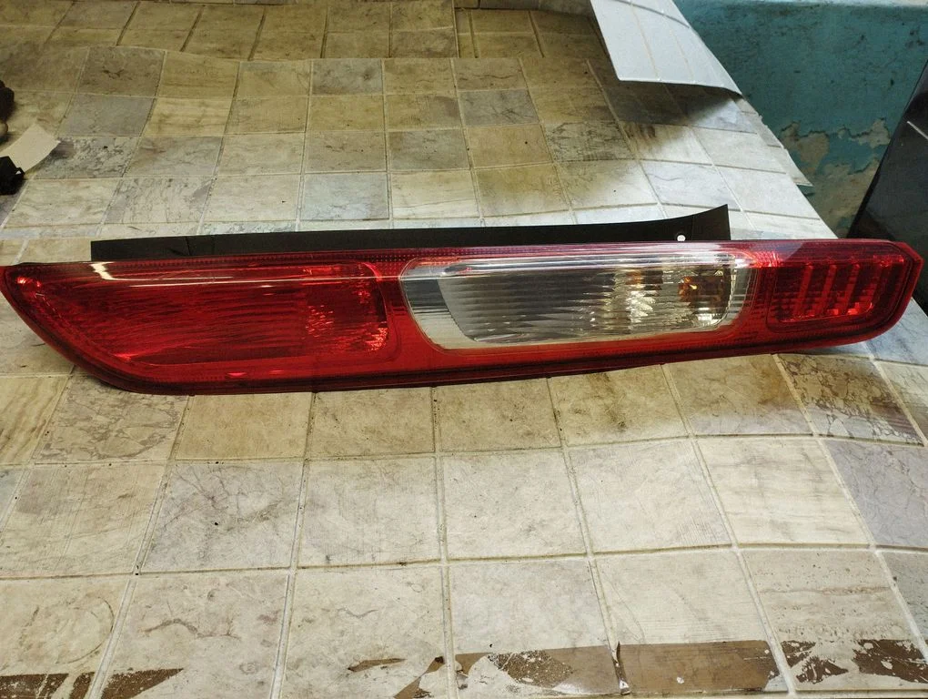 Rear/tail lights 4M5113404A