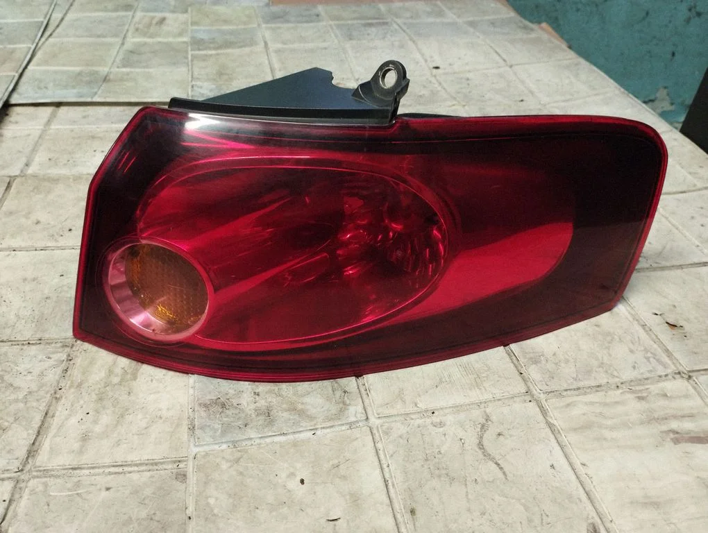Rear/tail lights 27490202