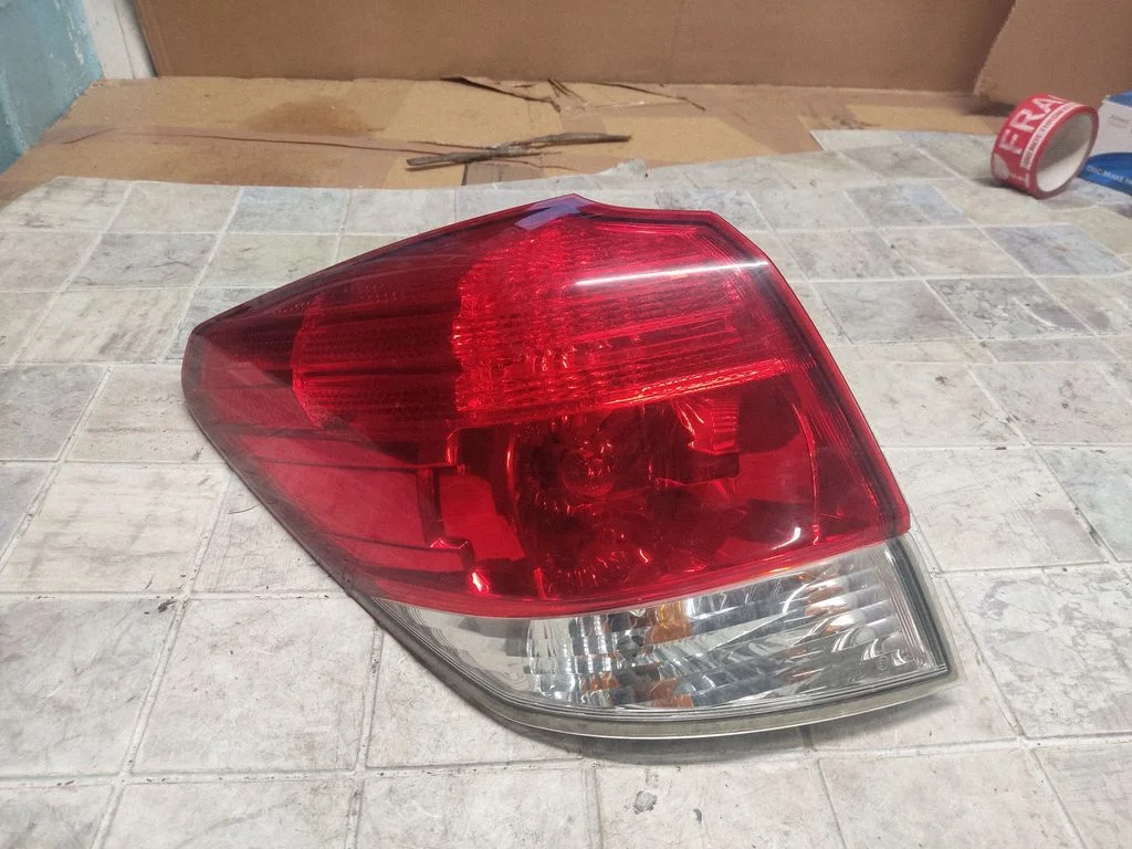 Rear/tail lights – rear left