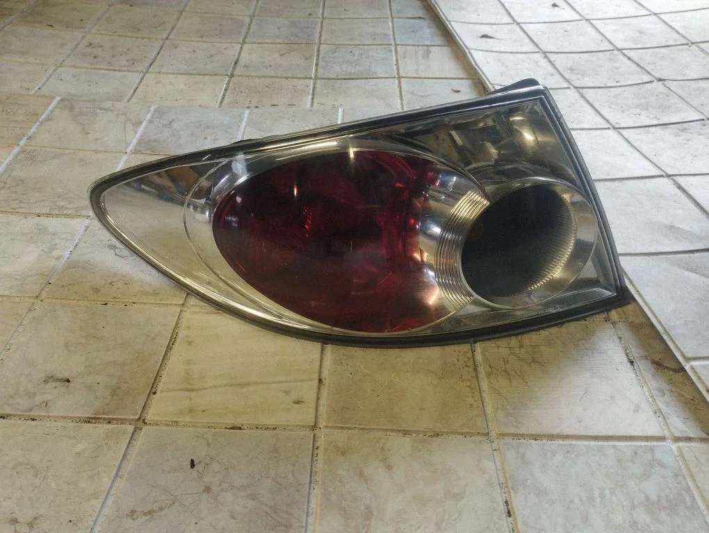 Rear/tail lights 22061971
