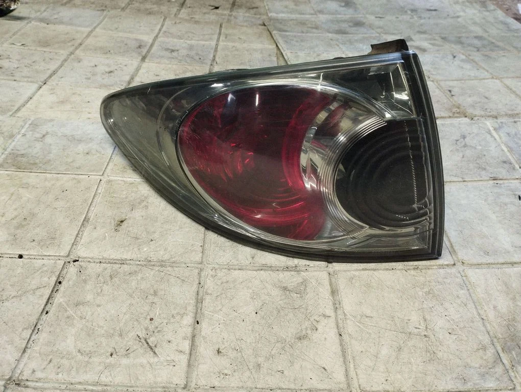 Rear/tail lights 22061974