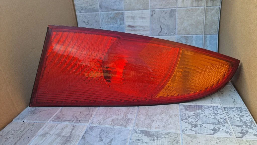 Tagatuli keres 1M5113405A