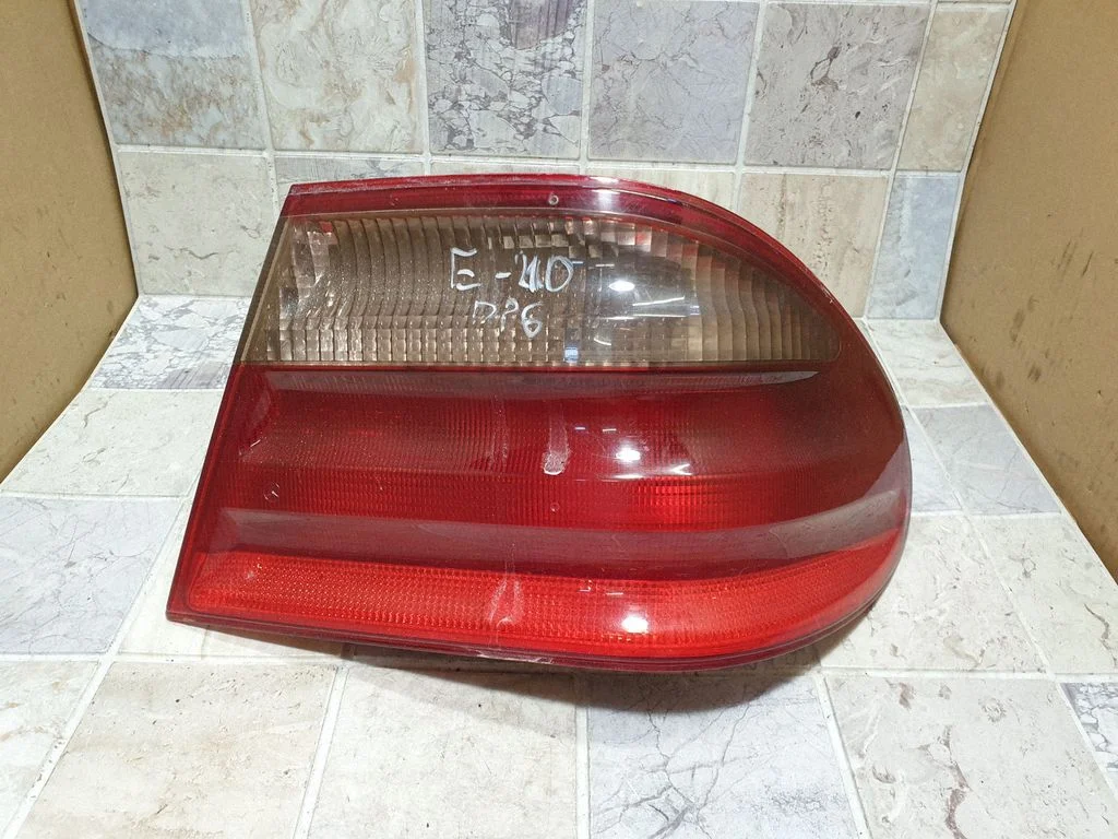 Rear/tail lights A2108203464