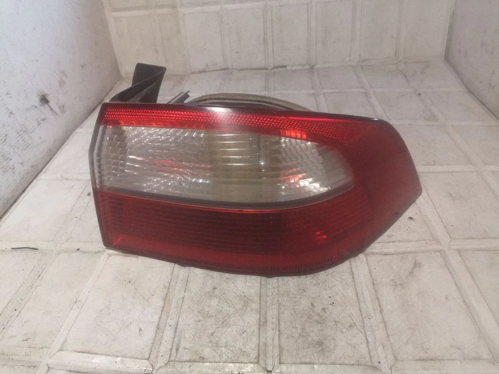 Rear/tail lights 8200002474
